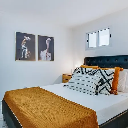 Modern And Cool In The City Center Apartmán